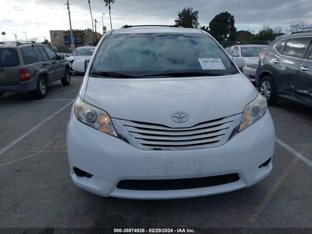 Toyota Sienna Le 8 Passenger 2015 5TDKK3DC2FS617673 Image 12