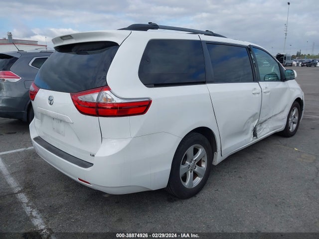 Toyota Sienna Le 8 Passenger 2015 5TDKK3DC2FS617673 Image 4