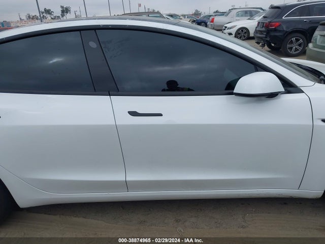 Tesla Model 3 Rear-wheel Drive 2023 5YJ3E1EA6PF638996 Image 13
