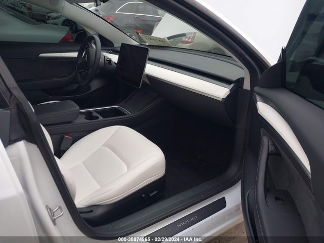 Tesla Model 3 Rear-wheel Drive 2023 5YJ3E1EA6PF638996 Image 5
