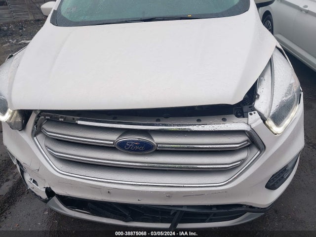 Ford ESCAPE SE 2017 1FMCU9G9XHUD98814 Image 10