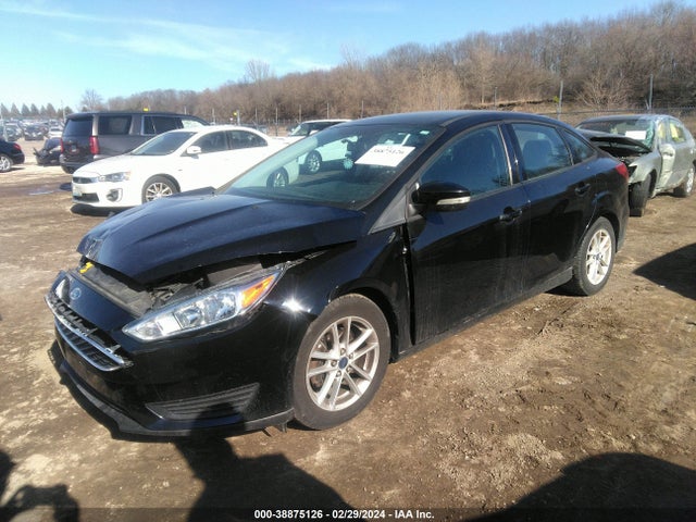 Ford FOCUS SE 2016 1FADP3F29GL251900 Image 2