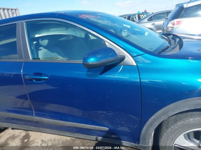 KNDCB3LC0M5477390 KIA NIRO LX