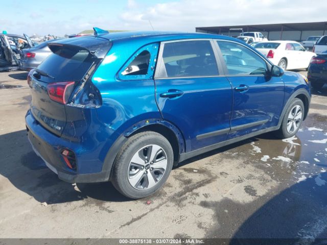 KNDCB3LC0M5477390 KIA NIRO LX