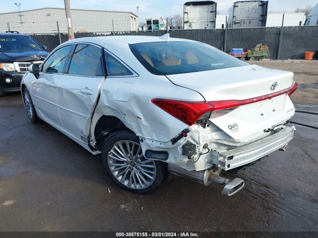 Toyota AVALON LIMITED 2022 4T1DZ1FB5NU076640 Image 3
