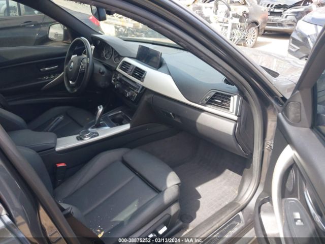 WBA8E5G50JNU45827 BMW 320i Xdrive