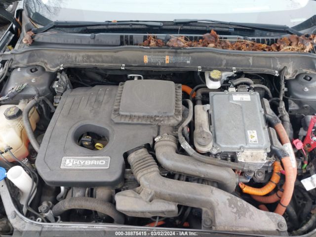 3FA6P0LU1KR124243 Ford Fusion Hybrid Se
