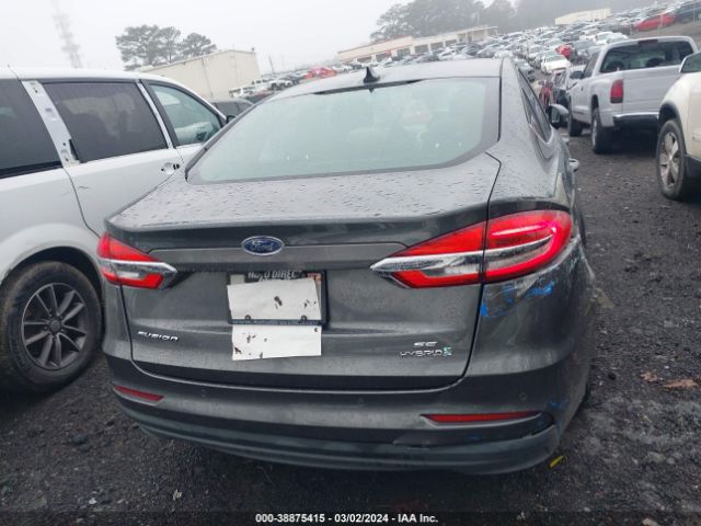 3FA6P0LU1KR124243 Ford Fusion Hybrid Se
