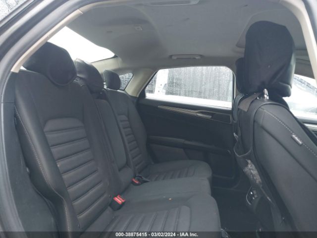 3FA6P0LU1KR124243 Ford Fusion Hybrid Se