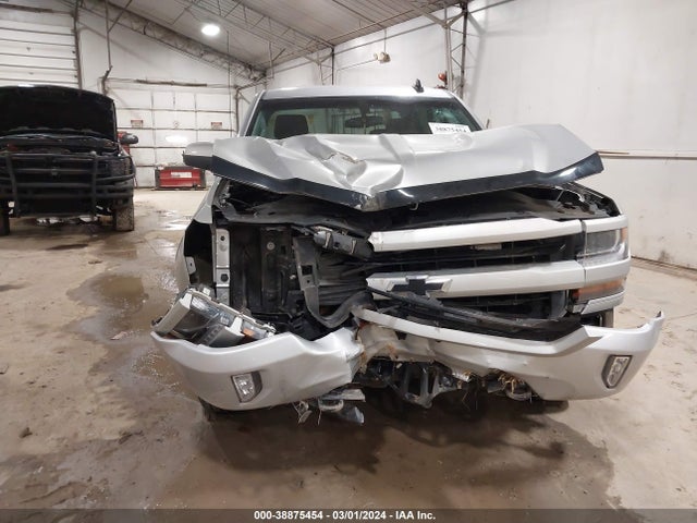 Chevrolet Silverado 1500 2lt 2018 3GCUKREC8JG318044 Image 12