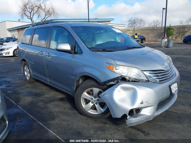 Toyota Sienna Le 8 Passenger 2016 5TDKK3DC9GS729503 Image 11