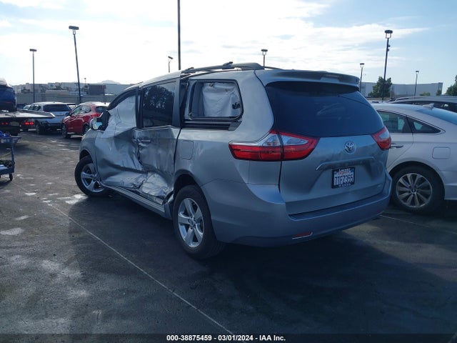 Toyota Sienna Le 8 Passenger 2016 5TDKK3DC9GS729503 Image 3