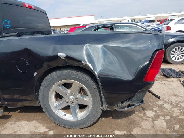 RAM 1500 Express Quad Cab 4x4 6'4 Box 2017 1C6RR7FT7HS666674 Image 6