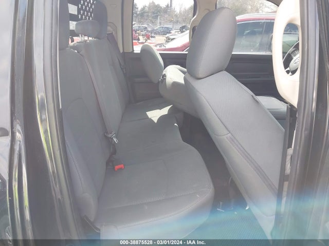 RAM 1500 Express Quad Cab 4x4 6'4 Box 2017 1C6RR7FT7HS666674 Image 8