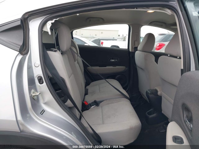 Honda HR-V LX 2019 3CZRU5H33KG716150 Image 8