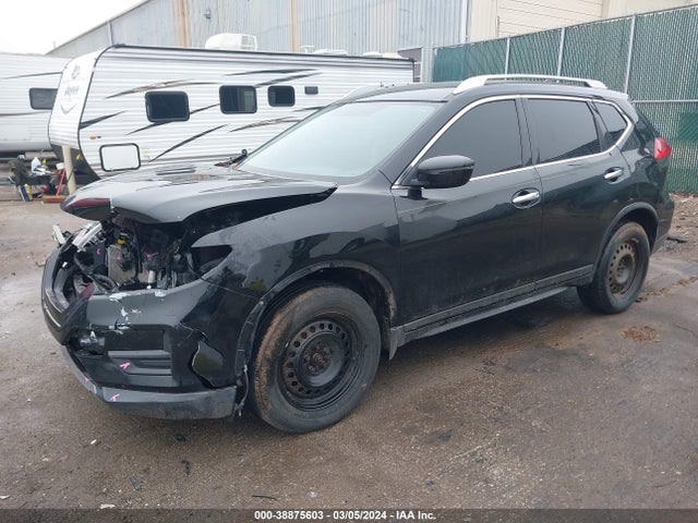 Nissan ROGUE S 2017 KNMAT2MV8HP520043 Image 2