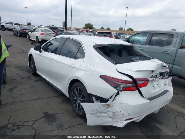 Toyota CAMRY SE 2022 4T1G11AK2NU066739 Image 3