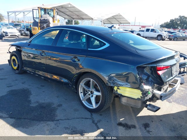 WAUDNCF53JA095086 Audi A5 2.0t Premium