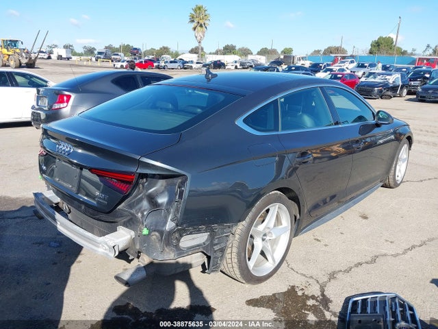 WAUDNCF53JA095086 Audi A5 2.0t Premium