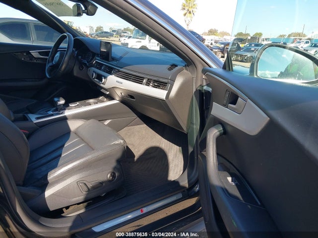 WAUDNCF53JA095086 Audi A5 2.0t Premium