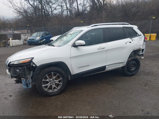 1C4PJMLB8JD514527 Jeep Cherokee Latitude Plus 4x4