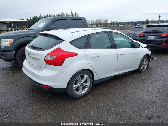 Ford FOCUS SE 2014 1FADP3K23EL133201 Image 4