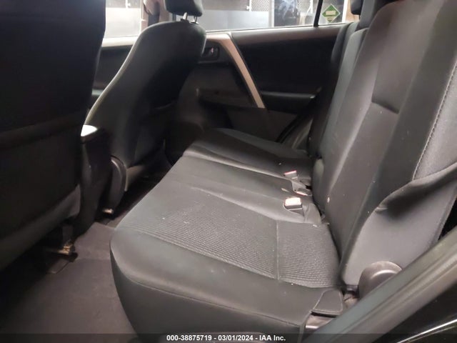 Toyota RAV4 LE 2015 2T3ZFREV5FW212640 Image 8