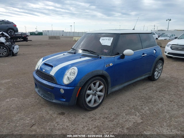 2006 MINI COOPER S WMWRE33546TL23800 Photo 1