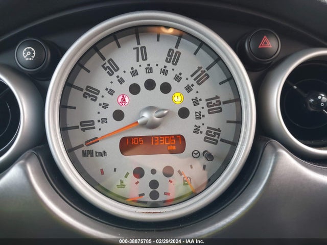 2006 MINI COOPER S WMWRE33546TL23800 Photo 6