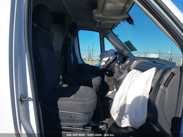 3C6TRVAGXGE100952 RAM Promaster 1500 Low Roof
