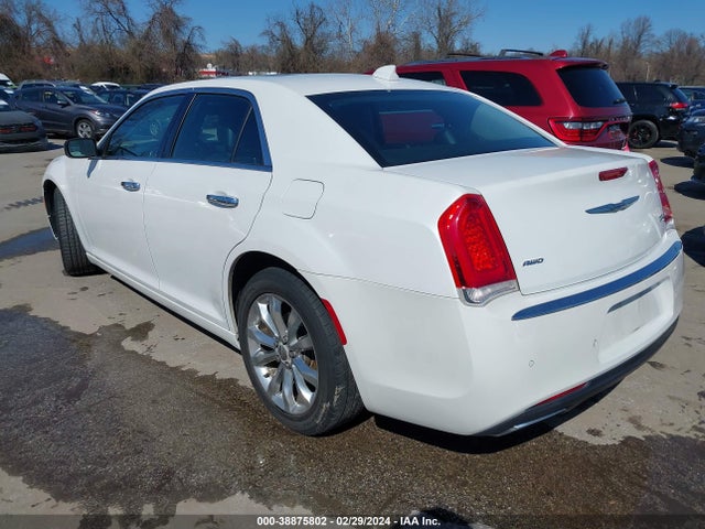 Chrysler 300c Awd 2015 2C3CCAKG2FH781844 Image 3