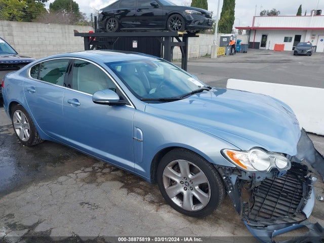 2011 JAGUAR XF SAJWA0FB0BLR94474 Photo 0