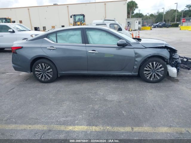 1N4BL4DV7PN309366 Nissan Altima Sv Fwd