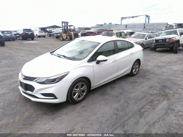 Chevrolet Cruze Lt Auto 2018 1G1BE5SM0J7129865 Image 2