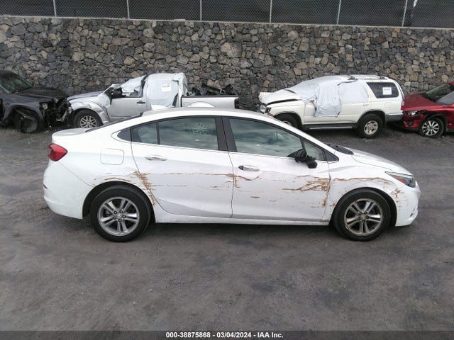 Chevrolet Cruze Lt Auto 2018 1G1BE5SM0J7129865 Image 6