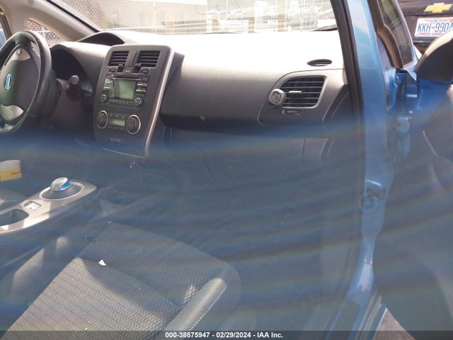 Nissan LEAF S 2014 1N4AZ0CP0EC339713 Image 5