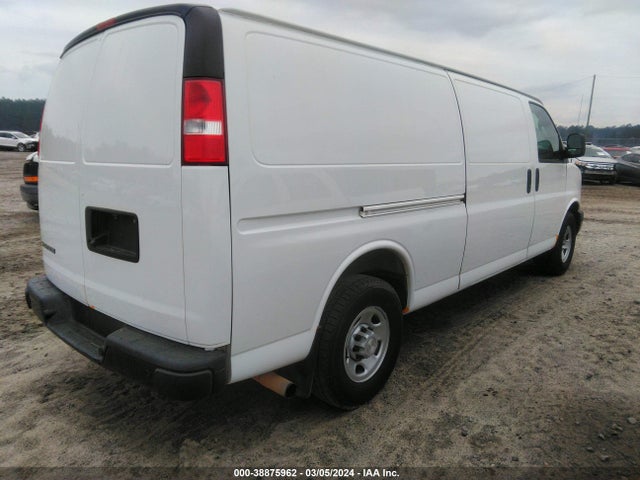 Chevrolet Express 3500 Work Van 2018 1GCZGHFG3J1342575 Image 4