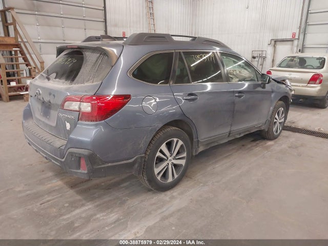 Subaru Outback 2.5i Limited 2018 4S4BSANC3J3217968 Image 4
