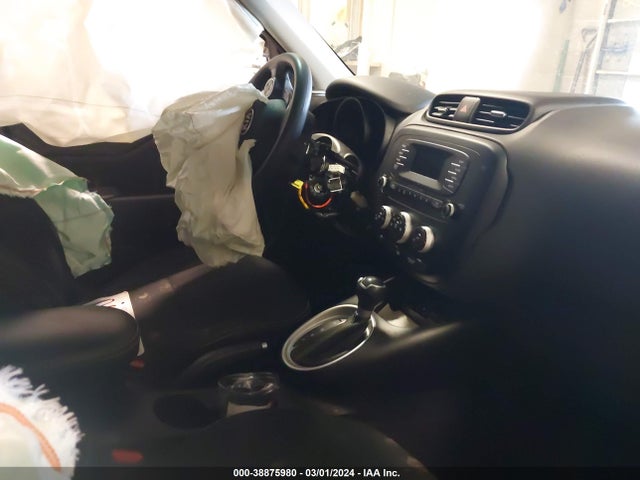 KIA SOUL + 2014 KNDJP3A57E7039940 Image 5