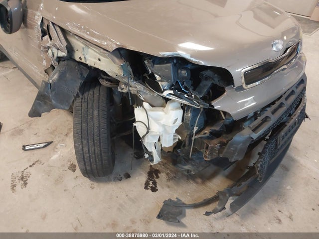 KIA SOUL + 2014 KNDJP3A57E7039940 Image 6