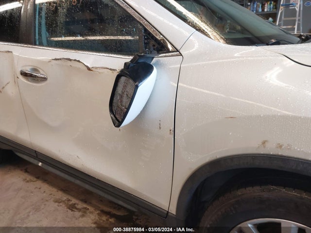 Nissan ROGUE SV 2017 KNMAT2MT3HP577605 Image 13