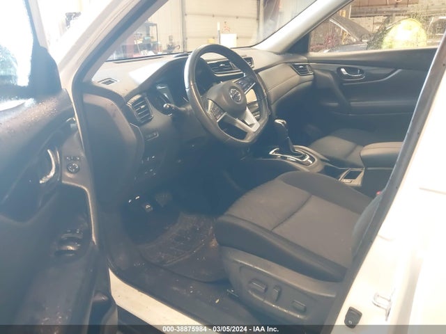 Nissan ROGUE SV 2017 KNMAT2MT3HP577605 Image 5