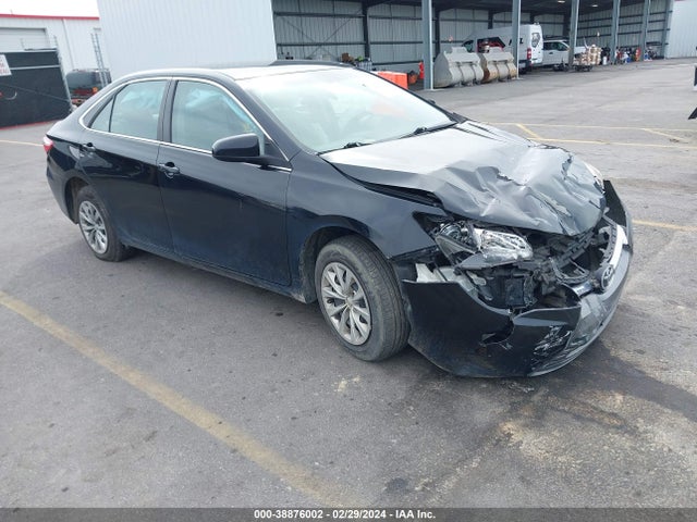 2017 4T1BF1FK9HU729300 main image