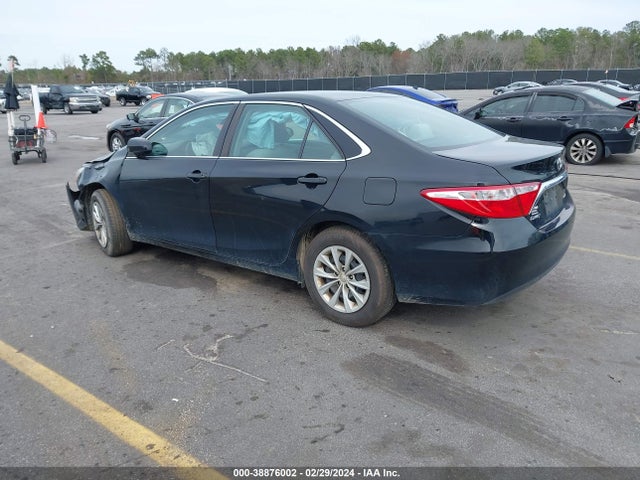 Toyota CAMRY LE 2017 4T1BF1FK9HU729300 Image 3