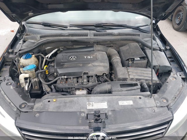 3VWD17AJ4EM403186 Volkswagen Jetta 1.8t Se