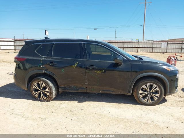 5N1AT3BB9MC761217 Nissan Rogue Sv Intelligent Awd