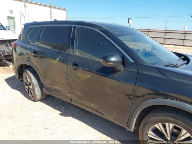 5N1AT3BB9MC761217 Nissan Rogue Sv Intelligent Awd