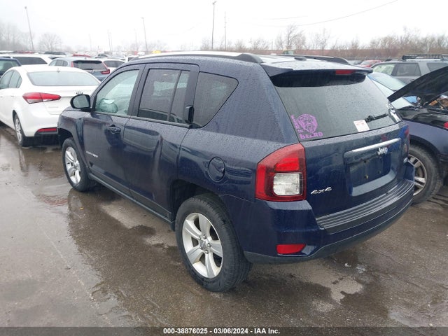 Jeep Compass Latitude 2014 1C4NJDEB1ED703255 Image 3