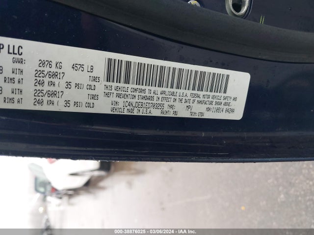 Jeep Compass Latitude 2014 1C4NJDEB1ED703255 Image 9
