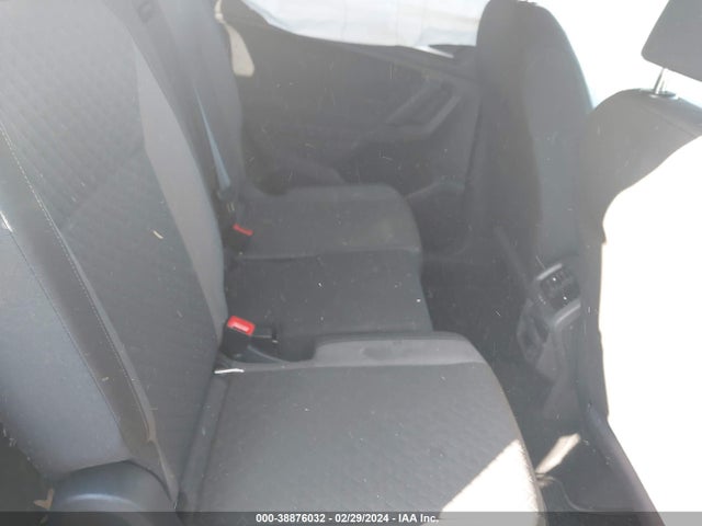 3VV1B7AX9KM200394 Volkswagen Tiguan 2.0t S